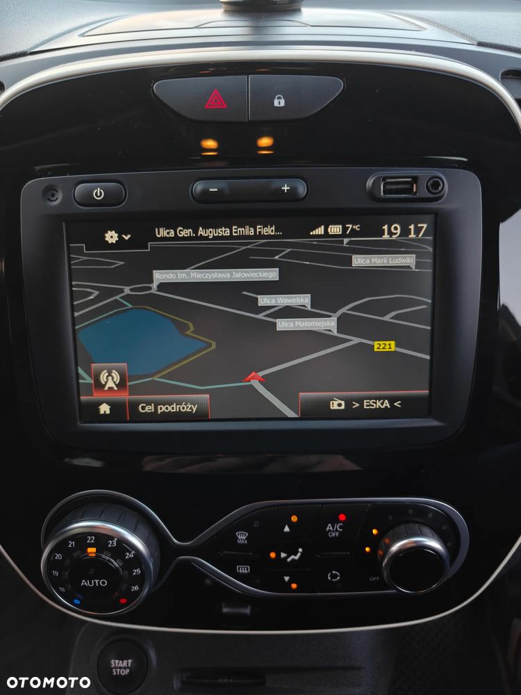 Renault Captur (ENERGY) dCi 90 EDC INTENS - 20