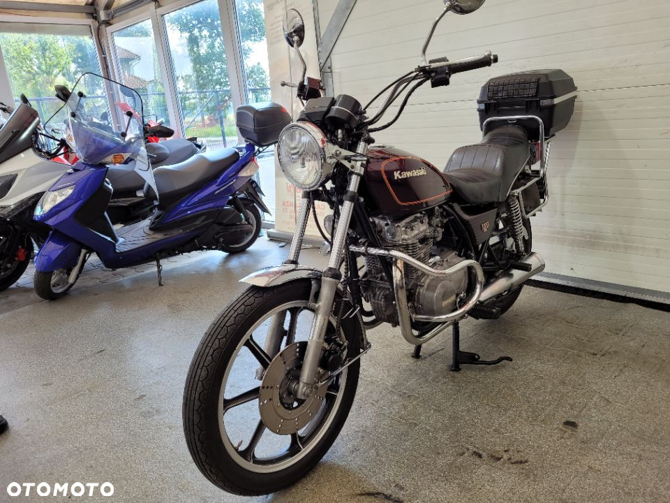 Kawasaki LTD - 19