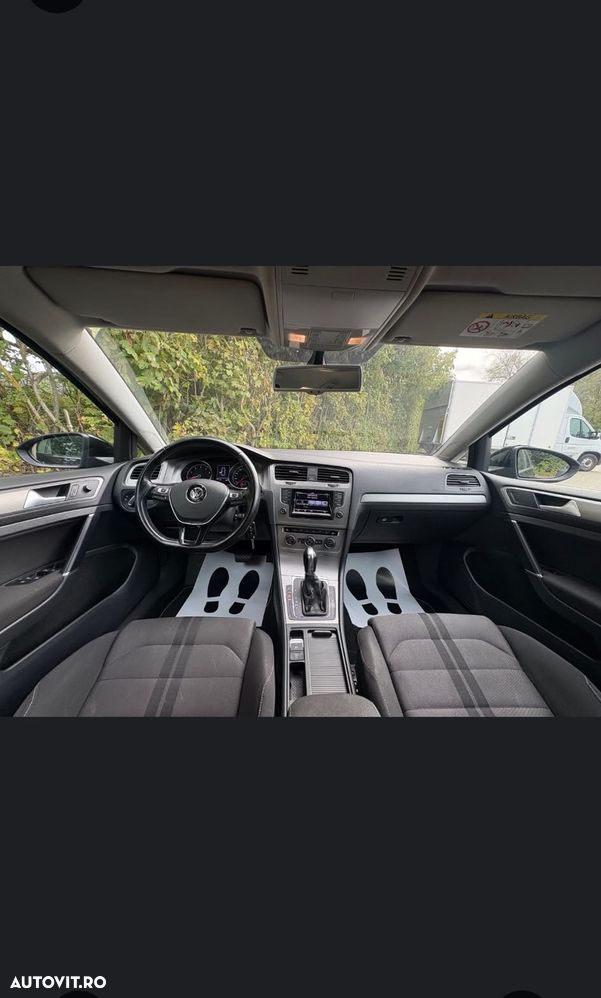 Volkswagen Golf - 4