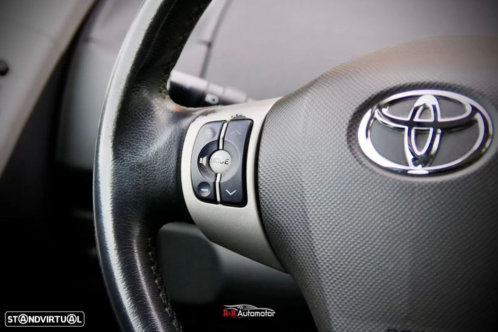 Toyota Yaris 1.4 D-4D Comfort+AC - 19