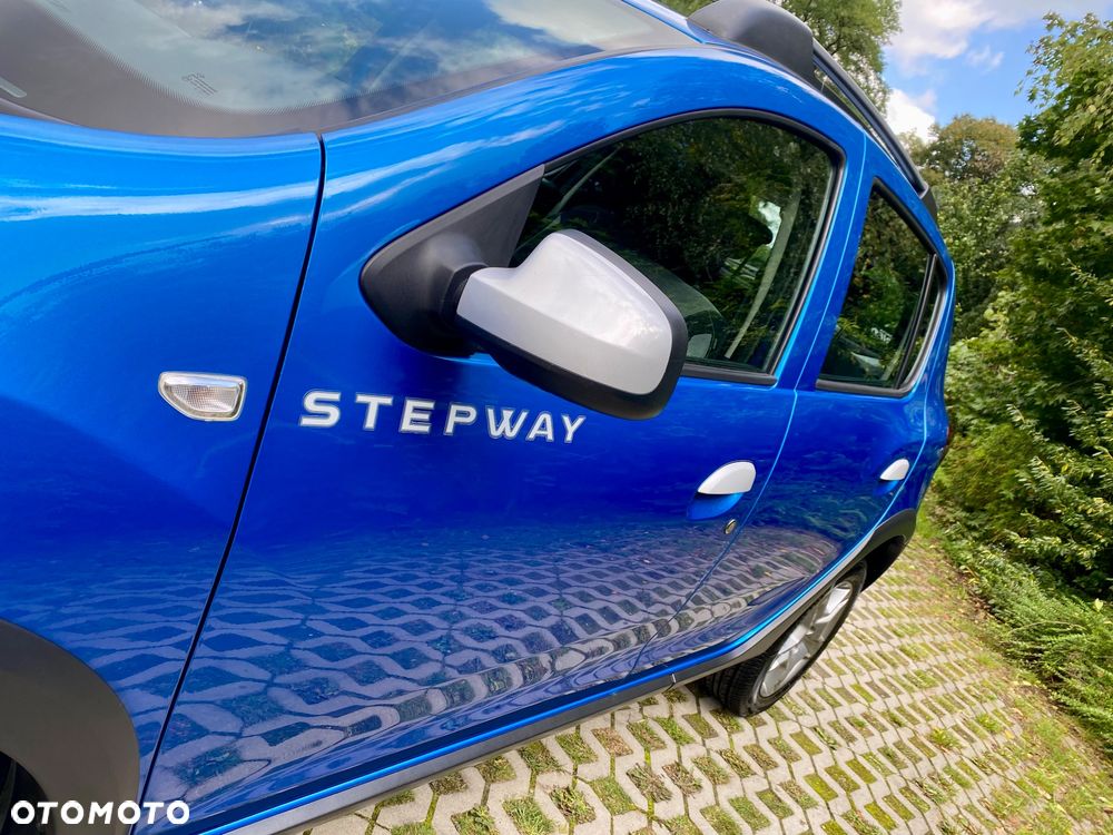 Dacia Sandero Stepway TCe 90 (S&S) Celebration - 9