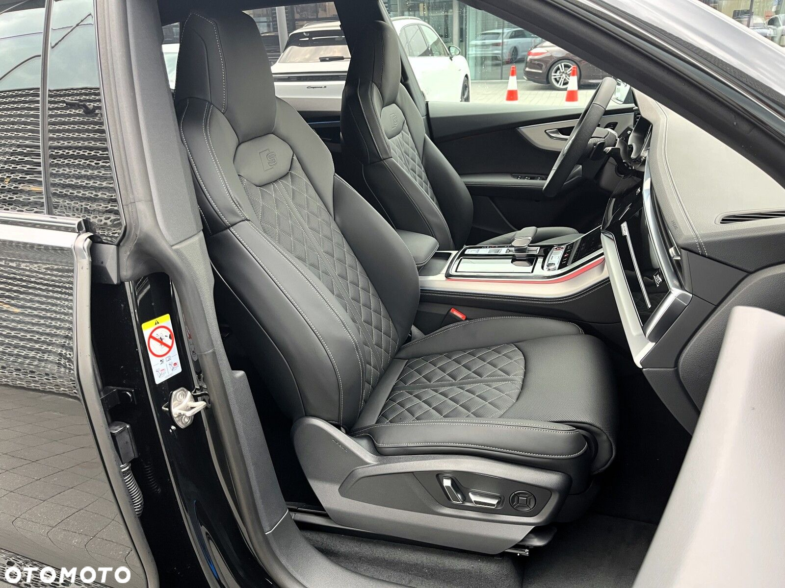 Audi SQ8 - 21