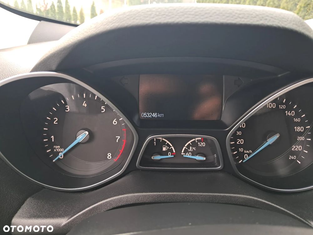 Ford Kuga 1.5 EcoBoost 2x4 Individual - 12