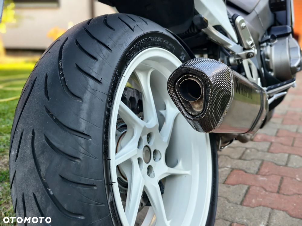 Honda VFR - 6
