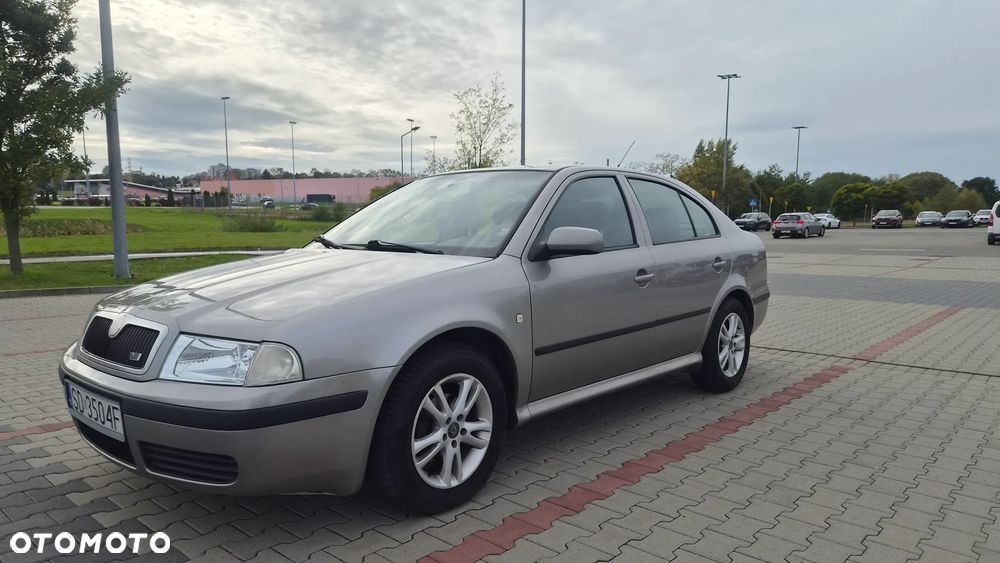 Skoda Octavia 2006 photo 2