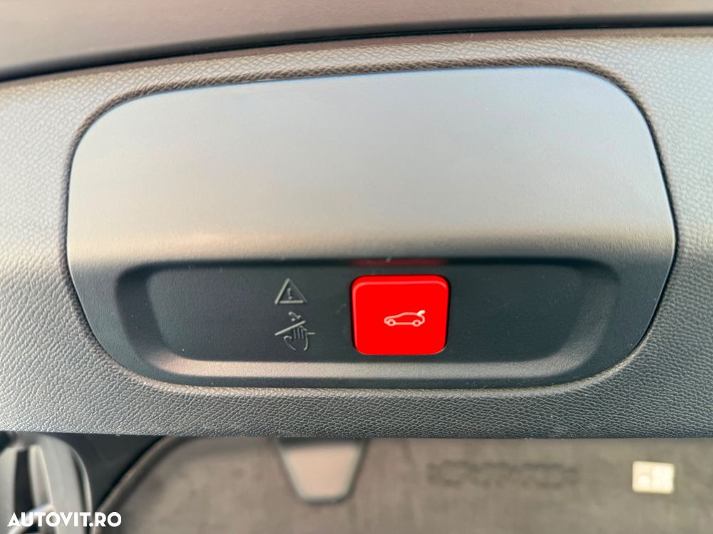 Peugeot 408 180 e-EAT8 GT - 31