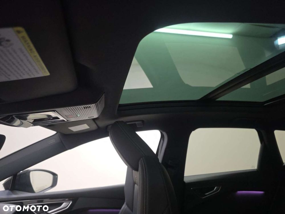 Audi Q4 e-tron - 16