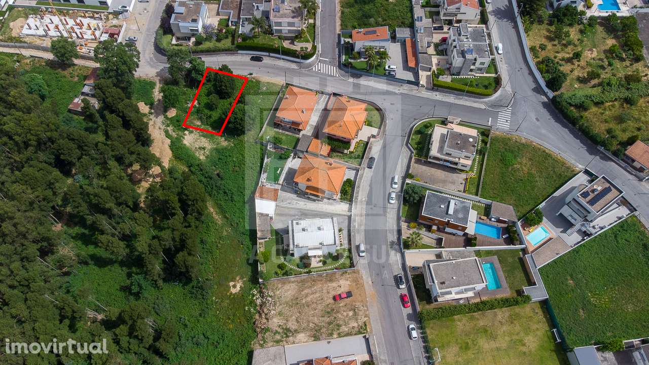 Lote para construção de moradia geminada em Perozinho, V.N.Gaia - Grande imagem: 4/12