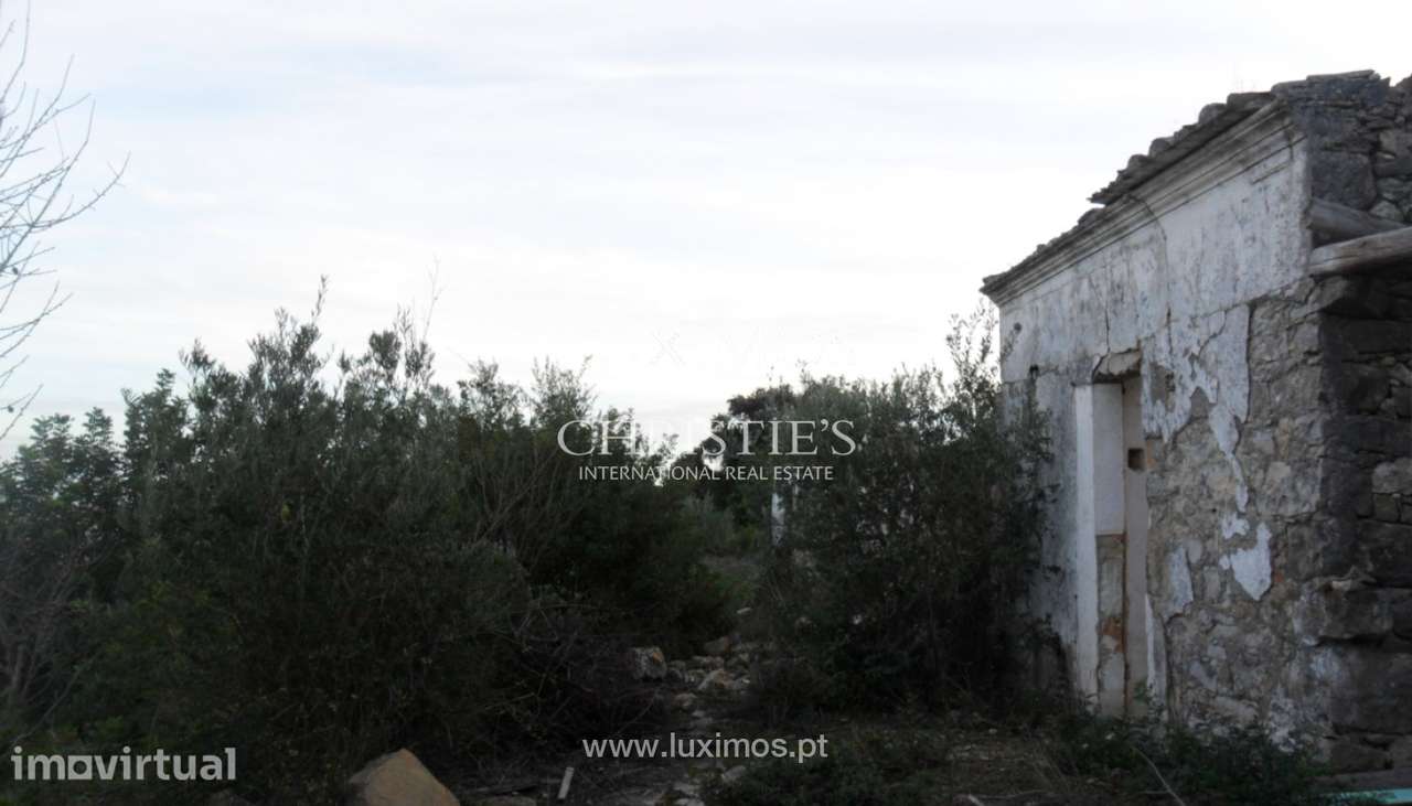 Terreno com projeto aprovado para venda em Estoi, Algarve - Grande imagem: 4/6