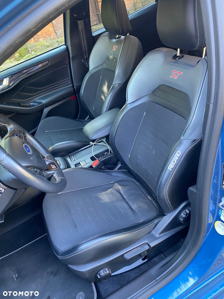 Ford Focus 2.0 EcoBlue ST - 25