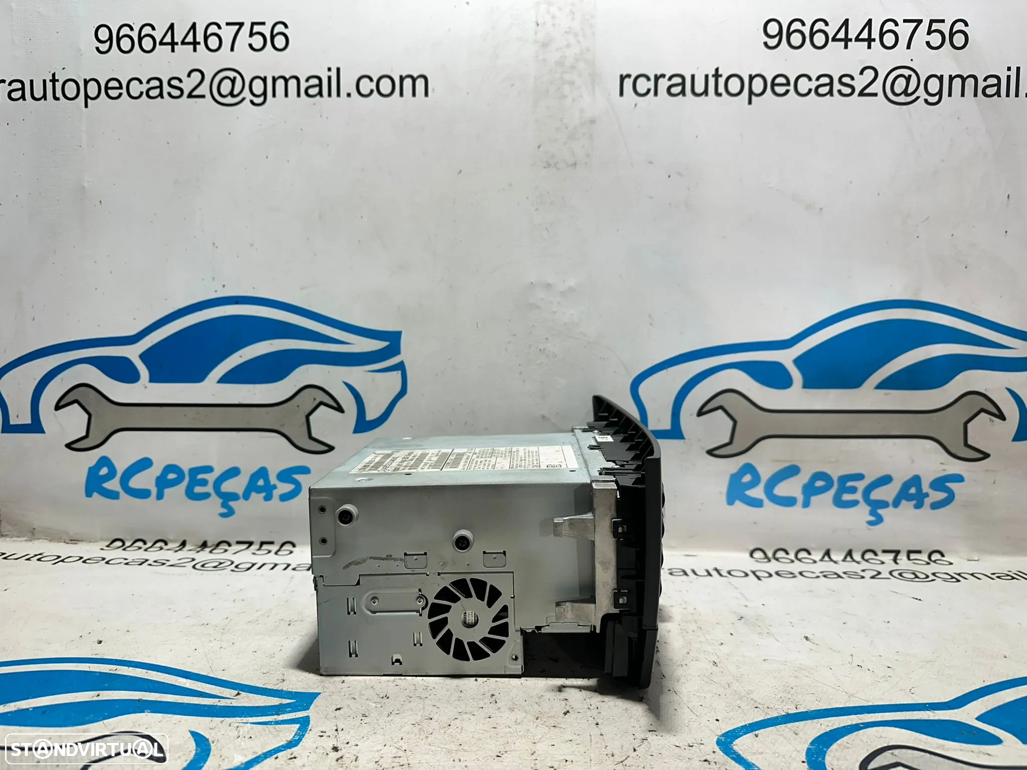 .Auto Radio Headunit Original Mercedes Benz Classe C W204 Coupe 2012 - 2015 - 5