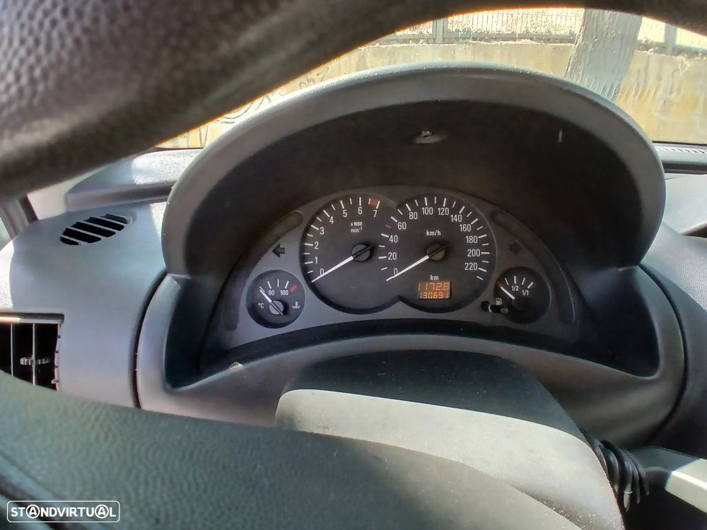 Opel Corsa 1.0 12V City - 3