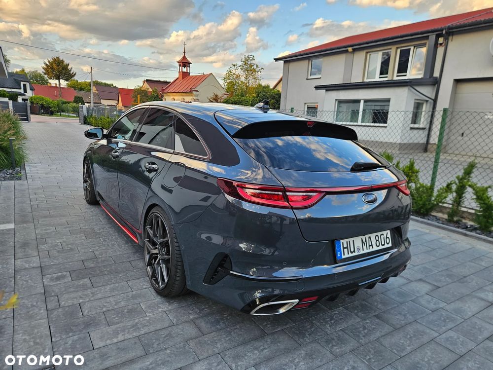 Kia ProCeed - 34