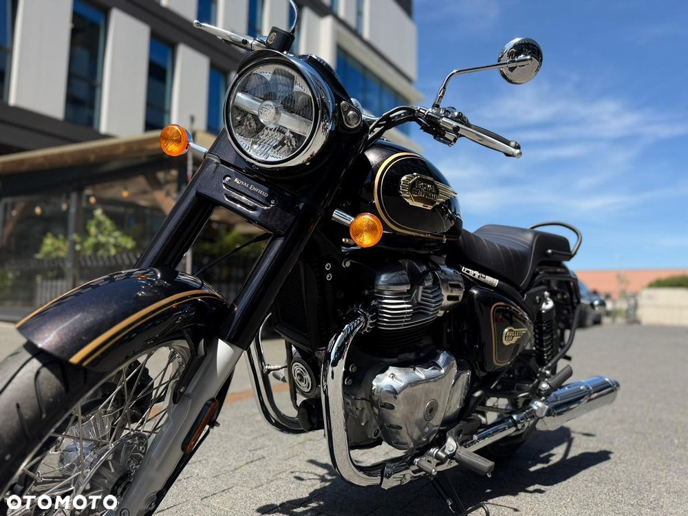 Royal Enfield Bullet - 2