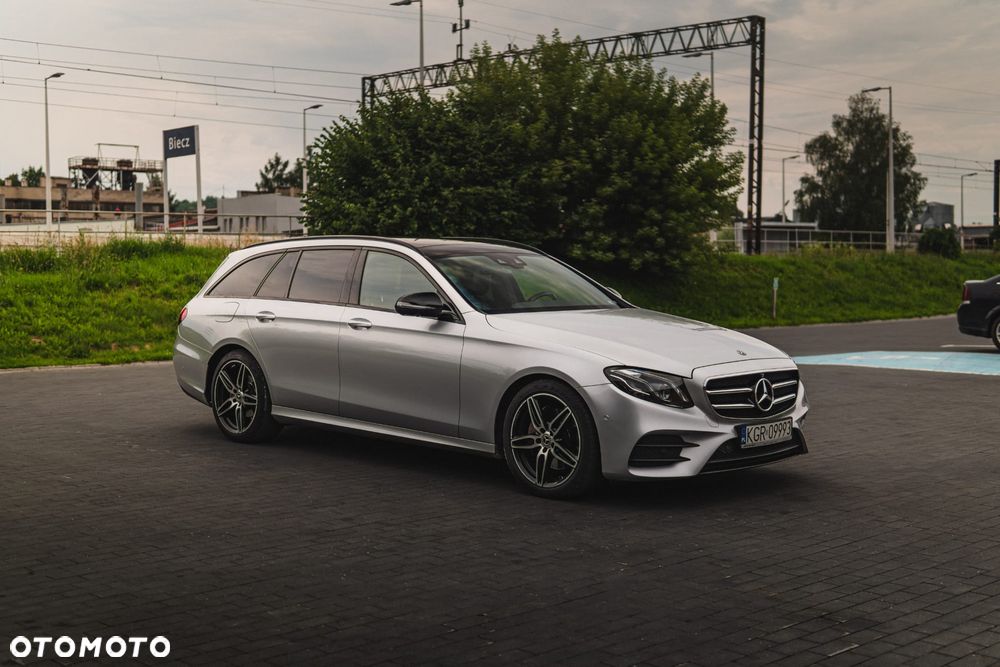 Mercedes-Benz Klasa E 200 d 9G-TRONIC - 4