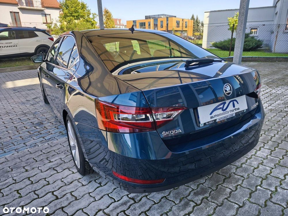 Skoda Superb 2.0 TDI Style - 5