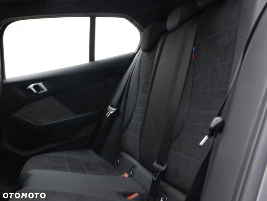 BMW Seria 1 120 mHEV - 16