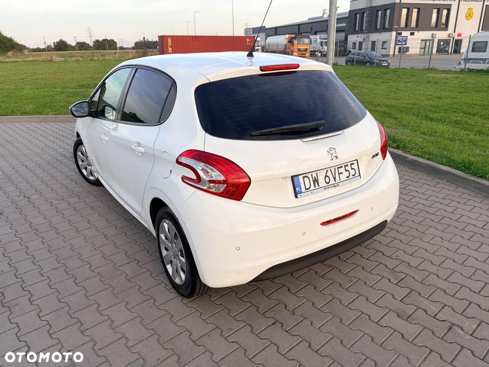 Peugeot 208 1.2 PureTech Style - 4