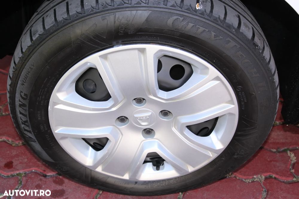 Dacia Dokker 1.5 dCi 75 CP Laureate - 31