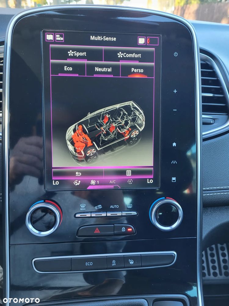 Renault Scenic BLUE dCi 120 BOSE EDITION - 15