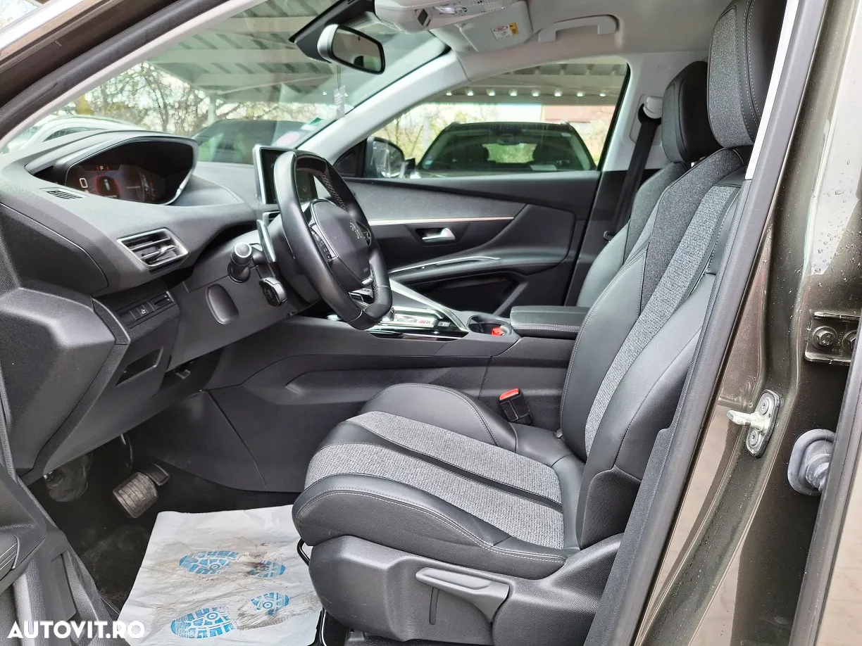 Peugeot 3008 1.2 PureTech S&S EAT8 Allure - 8