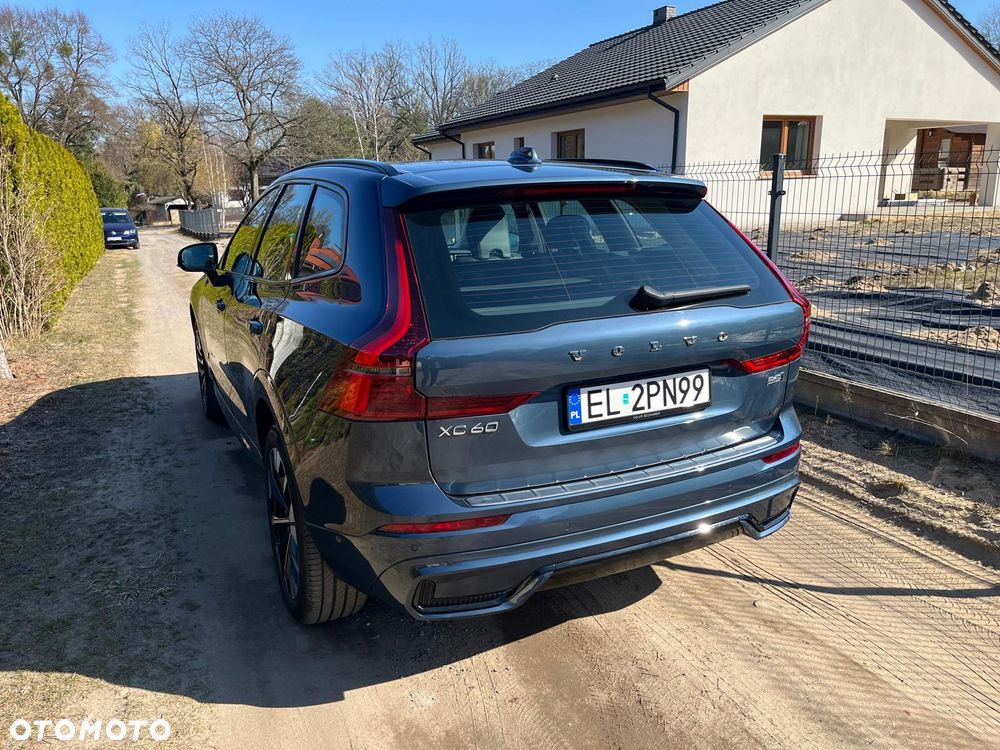 Volvo XC 60 B5 B AWD Ultra Black Edition - 8