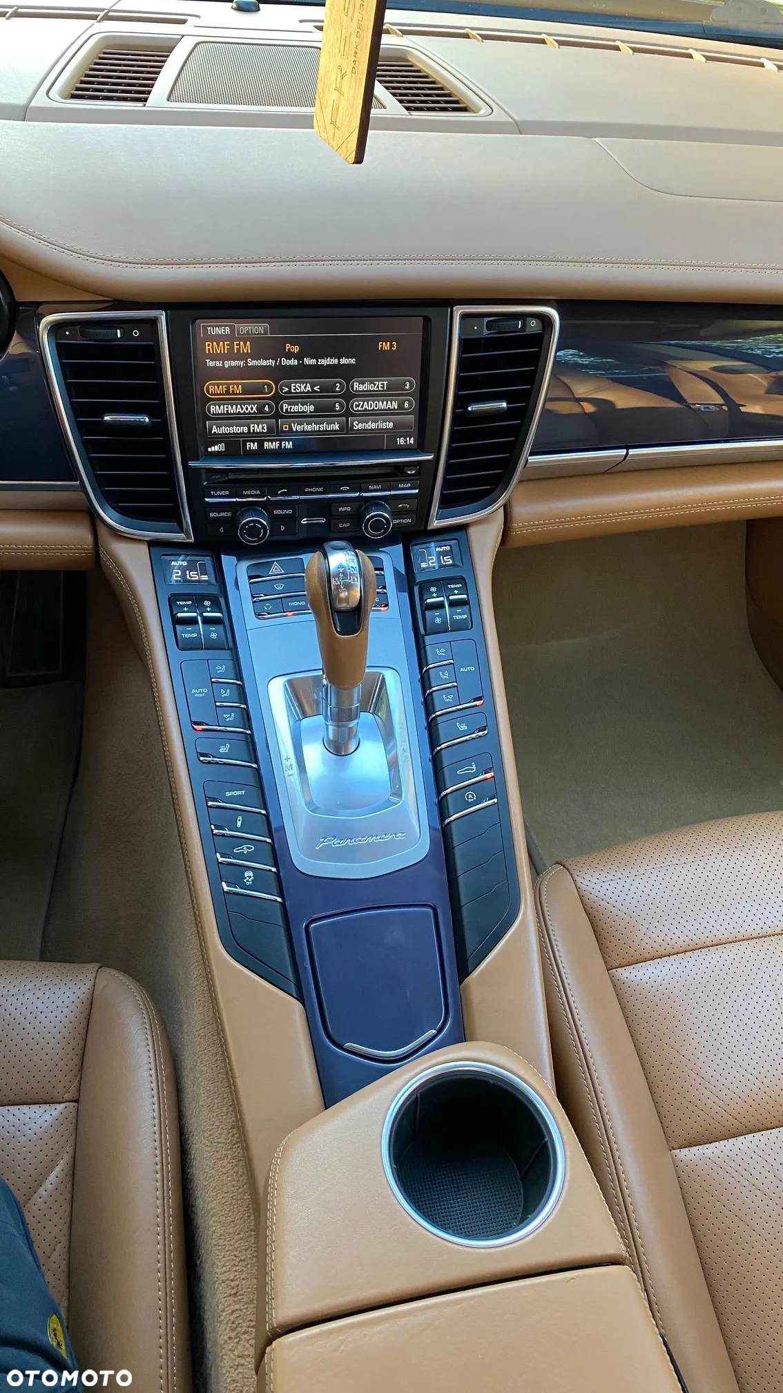 Porsche Panamera Diesel Platinum Edition - 11