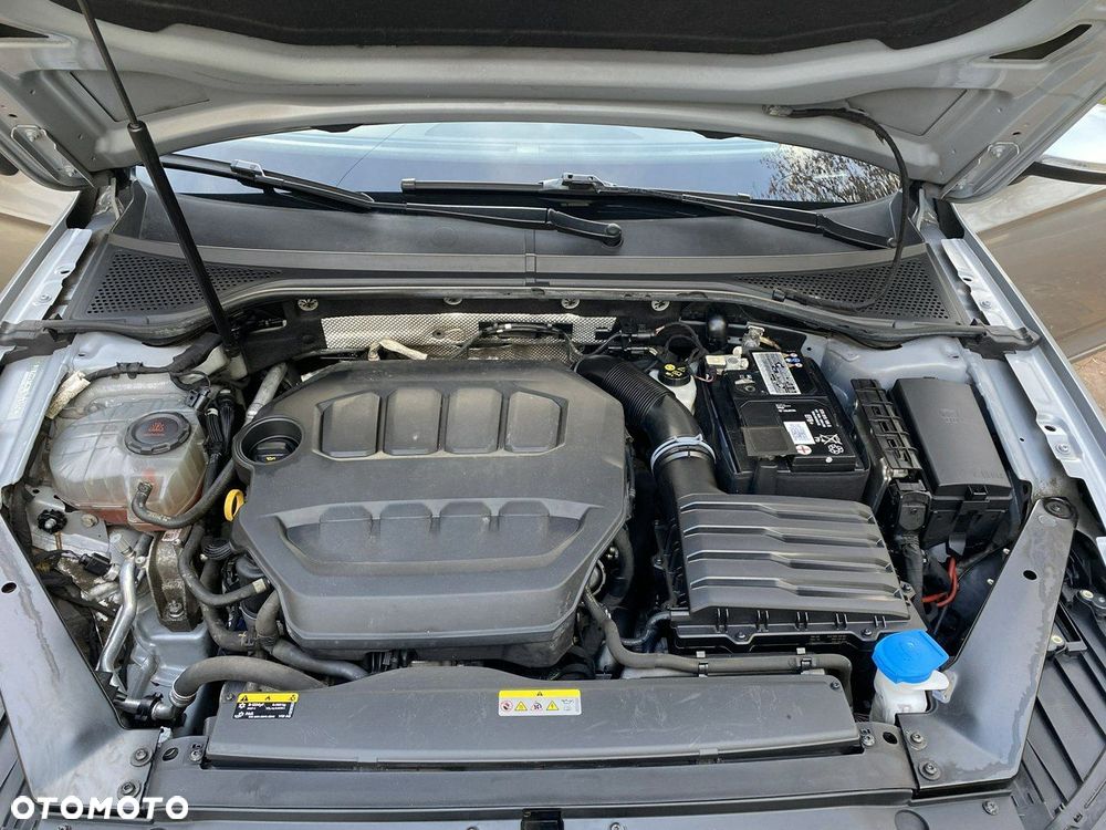 Volkswagen Passat 2.0 TSI Business DSG - 39