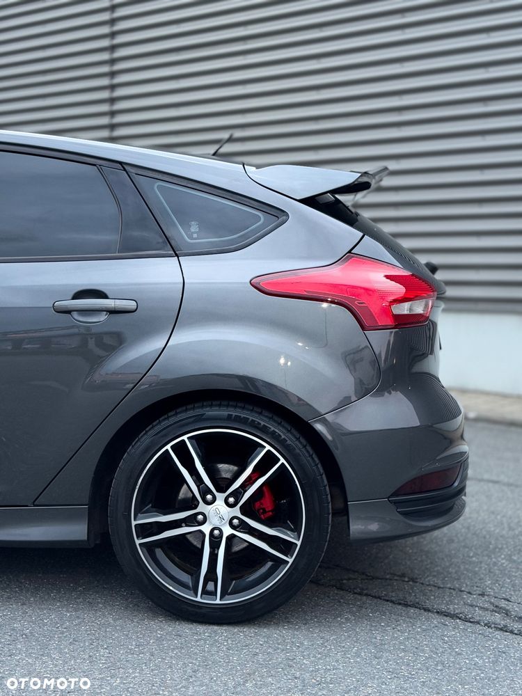 Ford Focus - 7