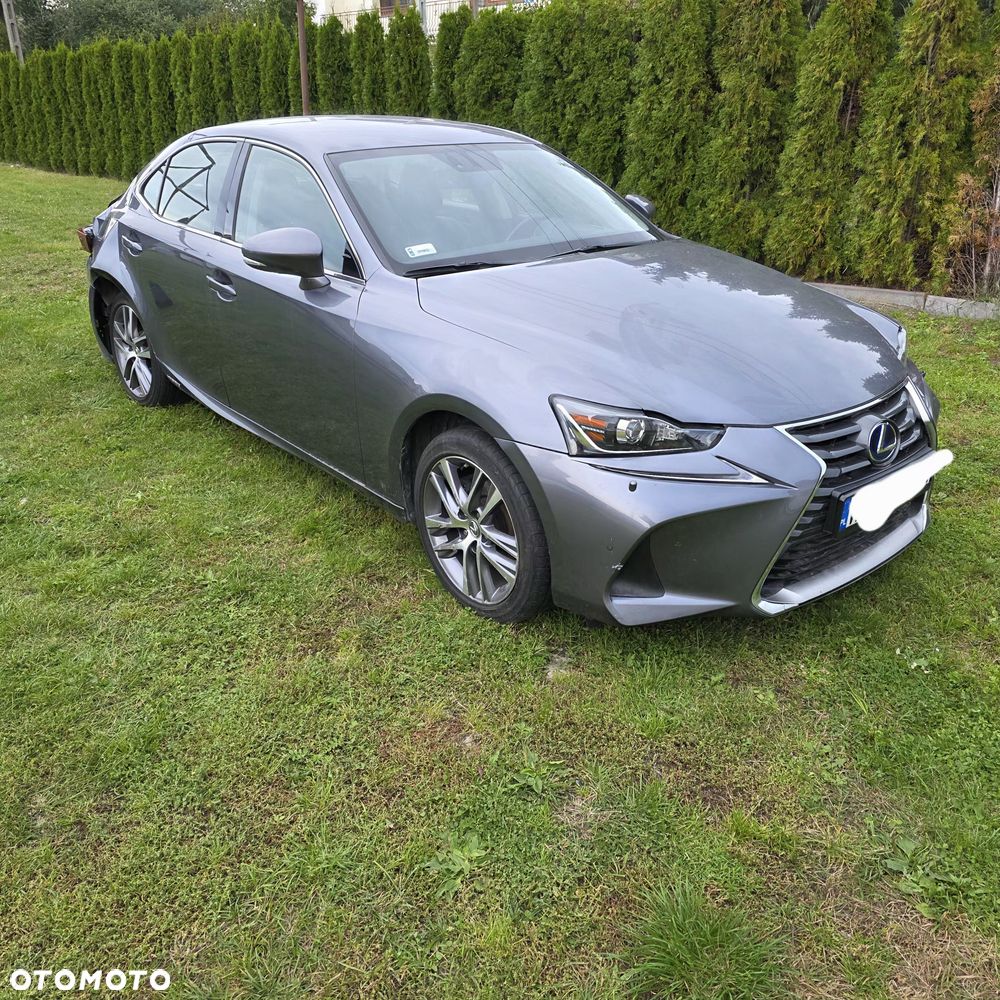 Lexus IS Style Edition - 3