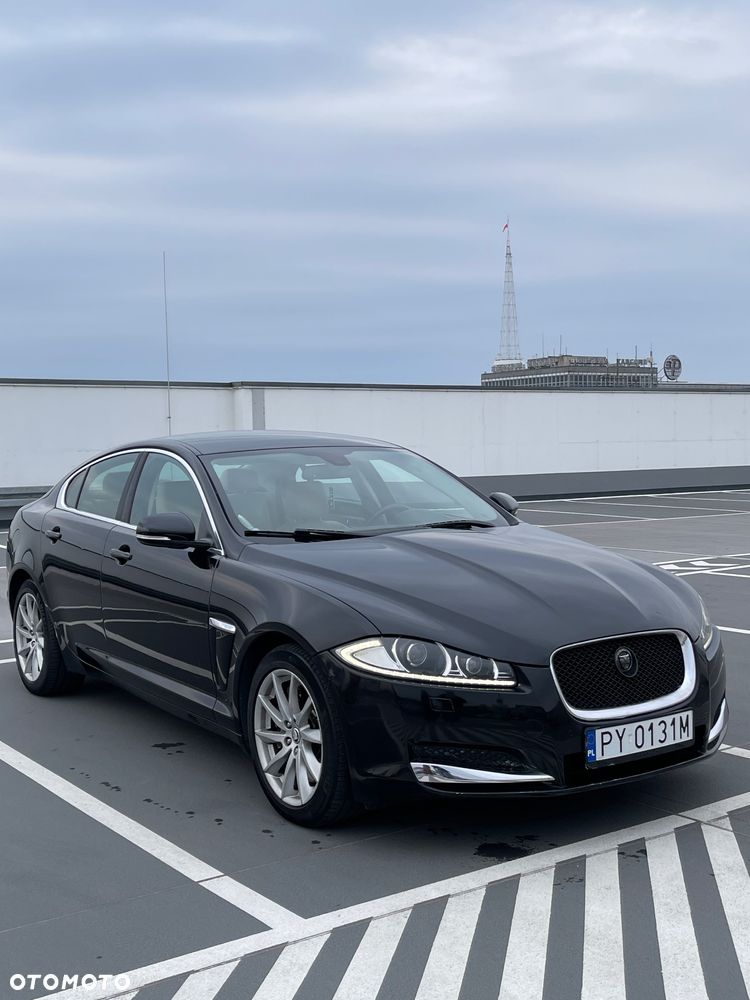 Jaguar XF 3.0 V6 D S Luxury - 3