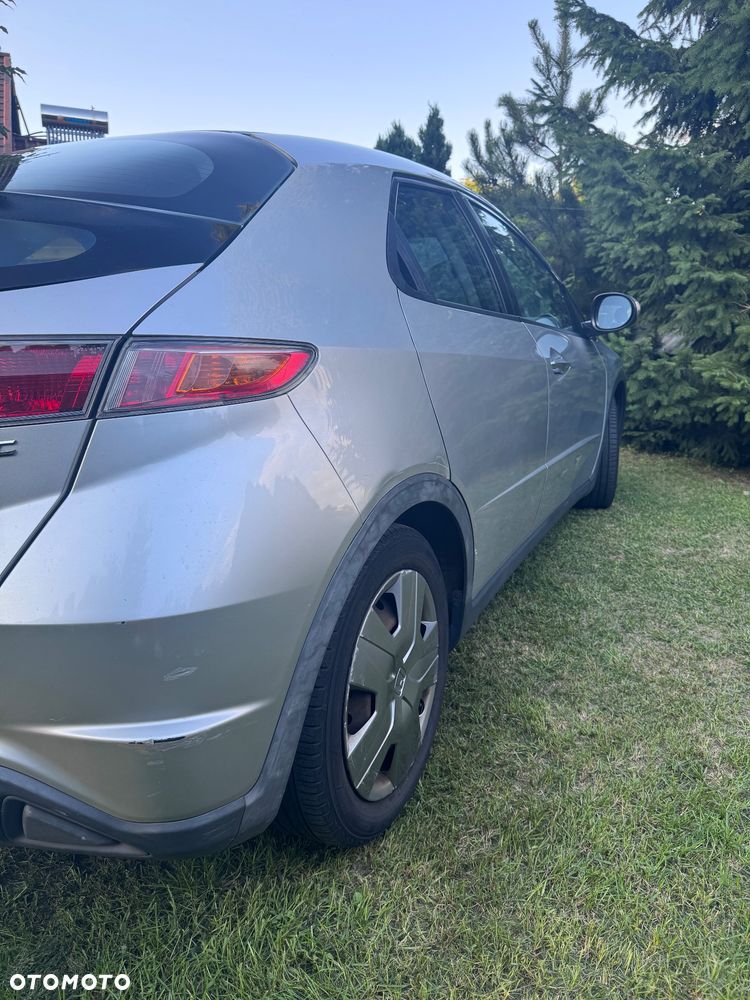 Honda Civic 1.4 Base - 6