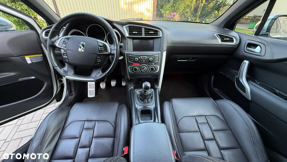 Citroën DS4 2.0 HDi SportChic - 21