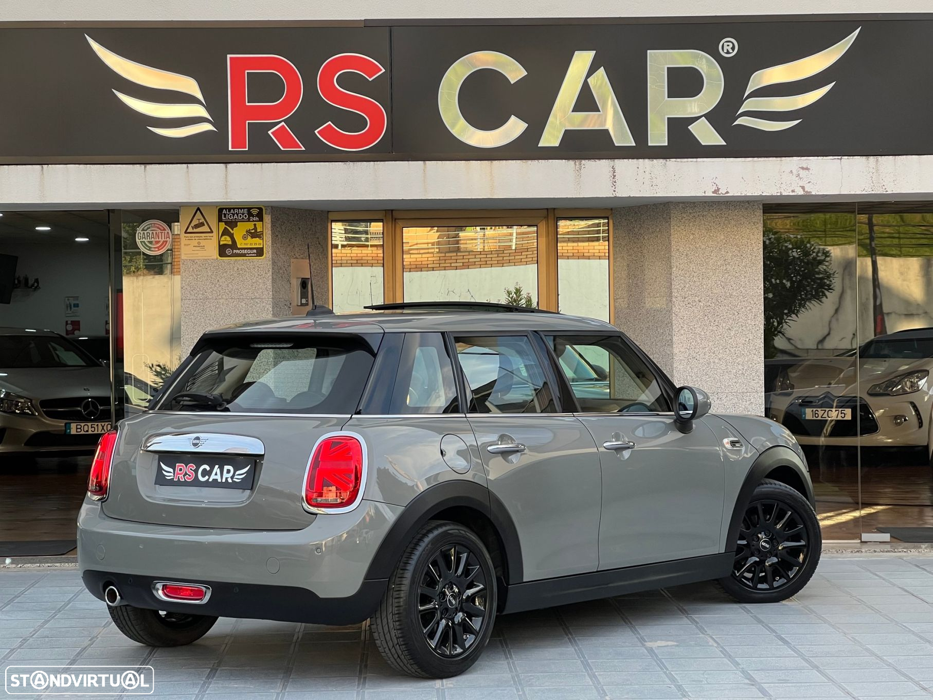 MINI 5 Portas One Auto - 7