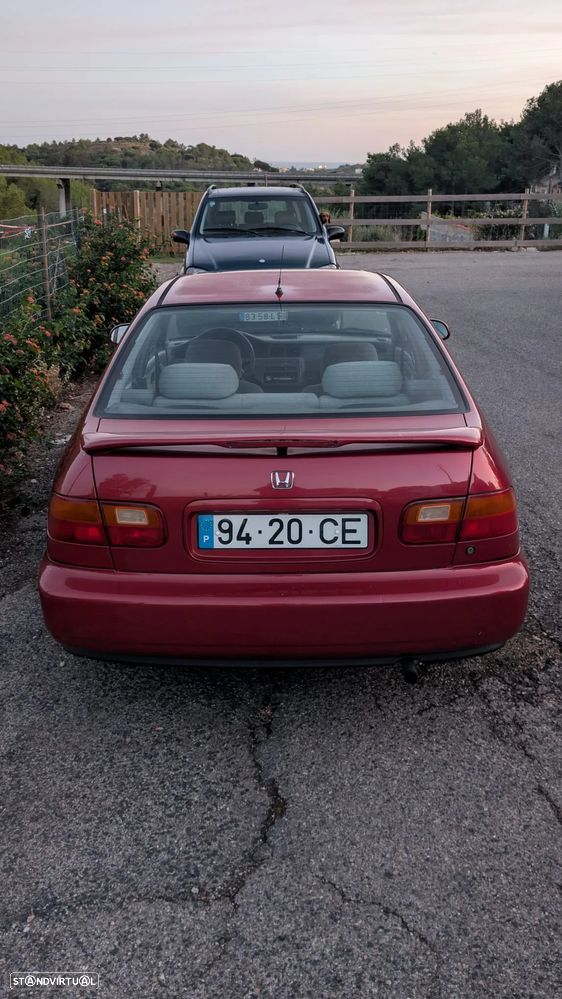 Honda Civic 1.6 ESi - 3