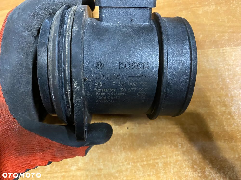 PRZEPŁYWOMIERZ 028100273C 30677999 VOLVO