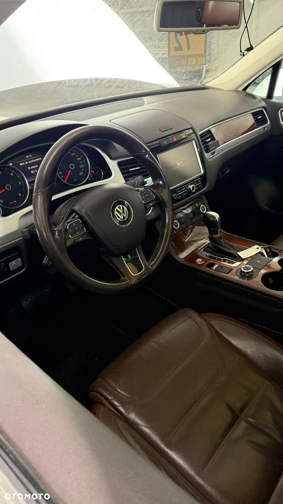 Volkswagen Touareg 2013 photo 2