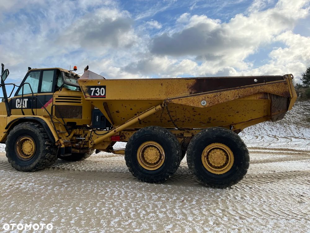 Caterpillar 730 - 8