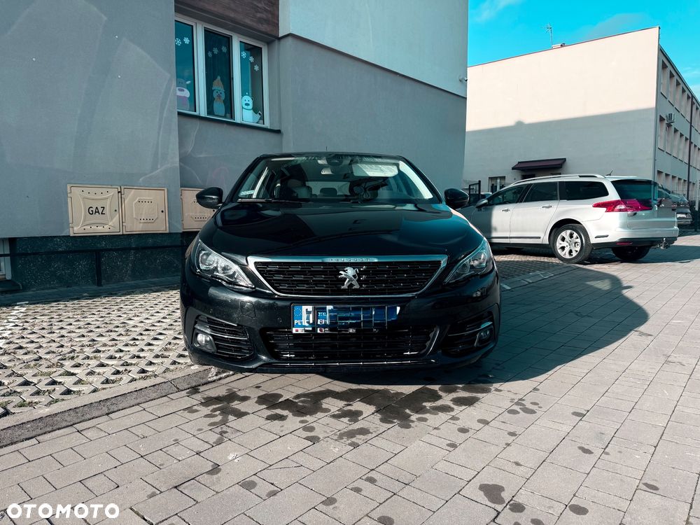 Peugeot 308 - 4