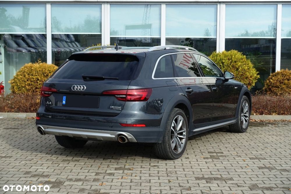 Audi A4 Allroad - 2