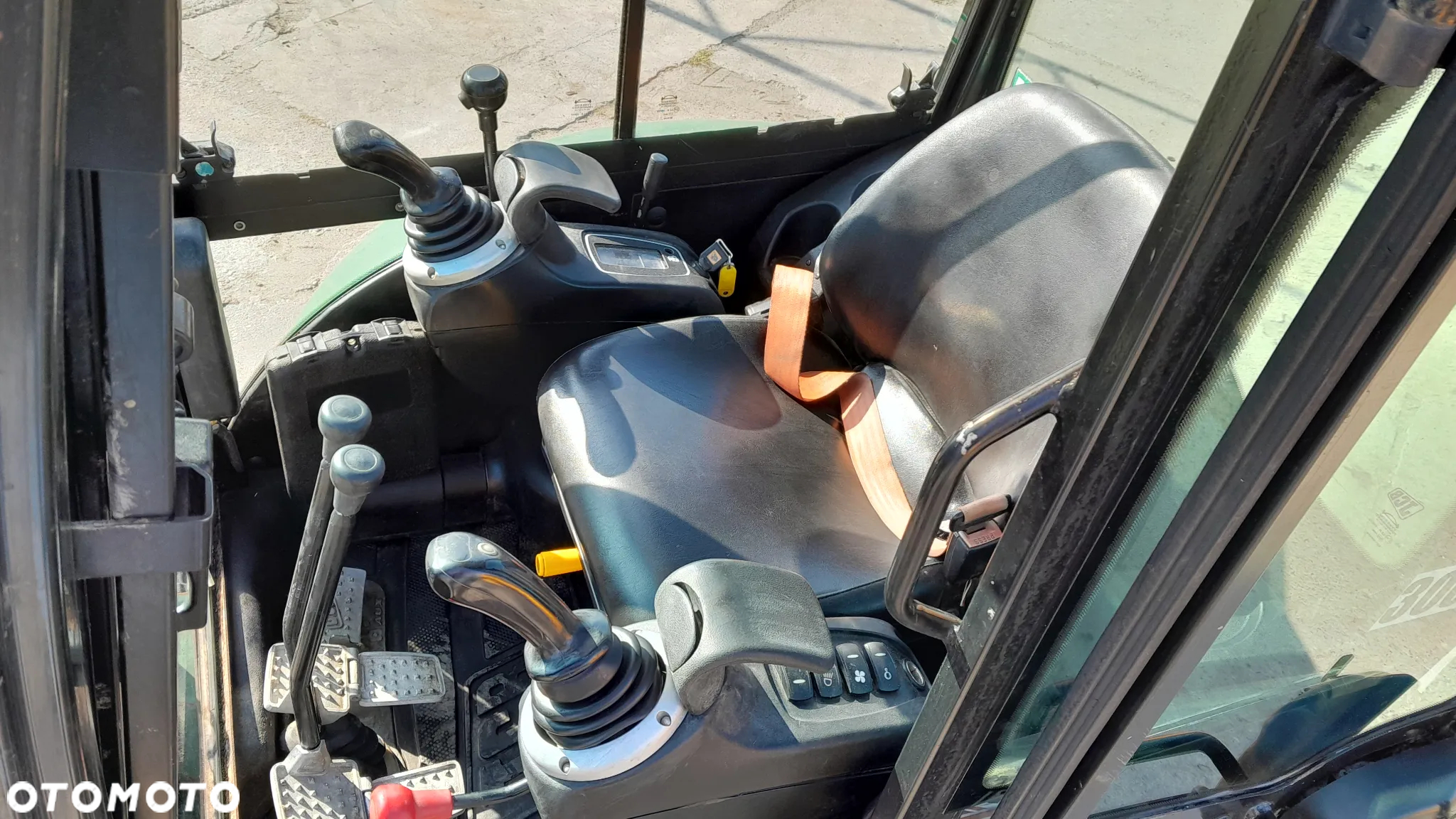 JCB 8025 2015R - 15
