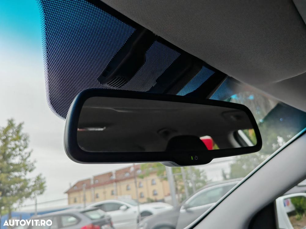 Hyundai i40 Kombi 1.7 CRDi DCT Style - 25