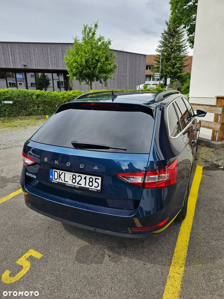 Skoda Superb 2.0 TDI SCR Ambition DSG - 8