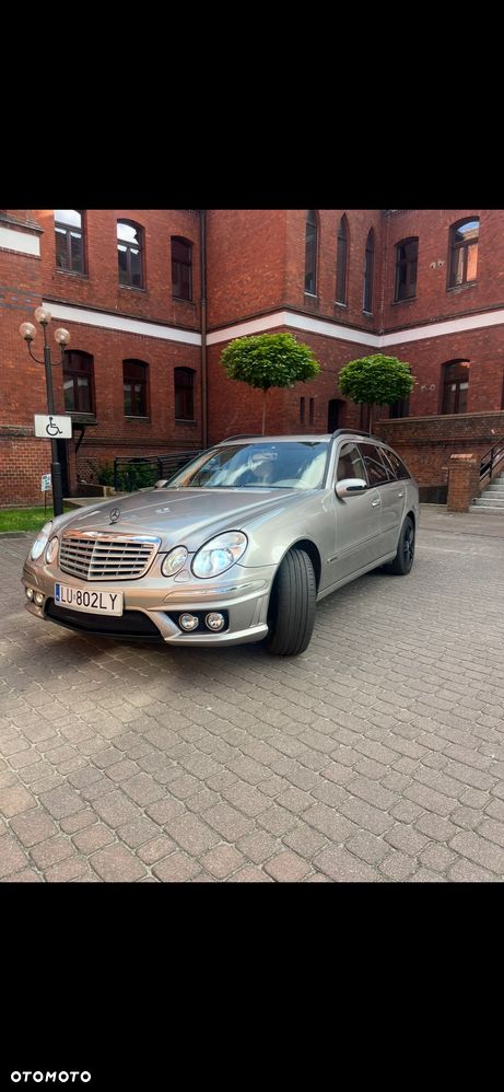 Mercedes-Benz Klasa E 320 4-Matic T Elegance - 2