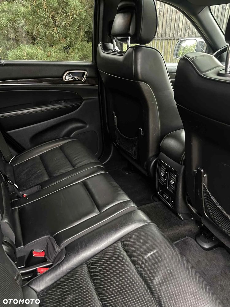 Jeep Grand Cherokee Diesel Overland - 15