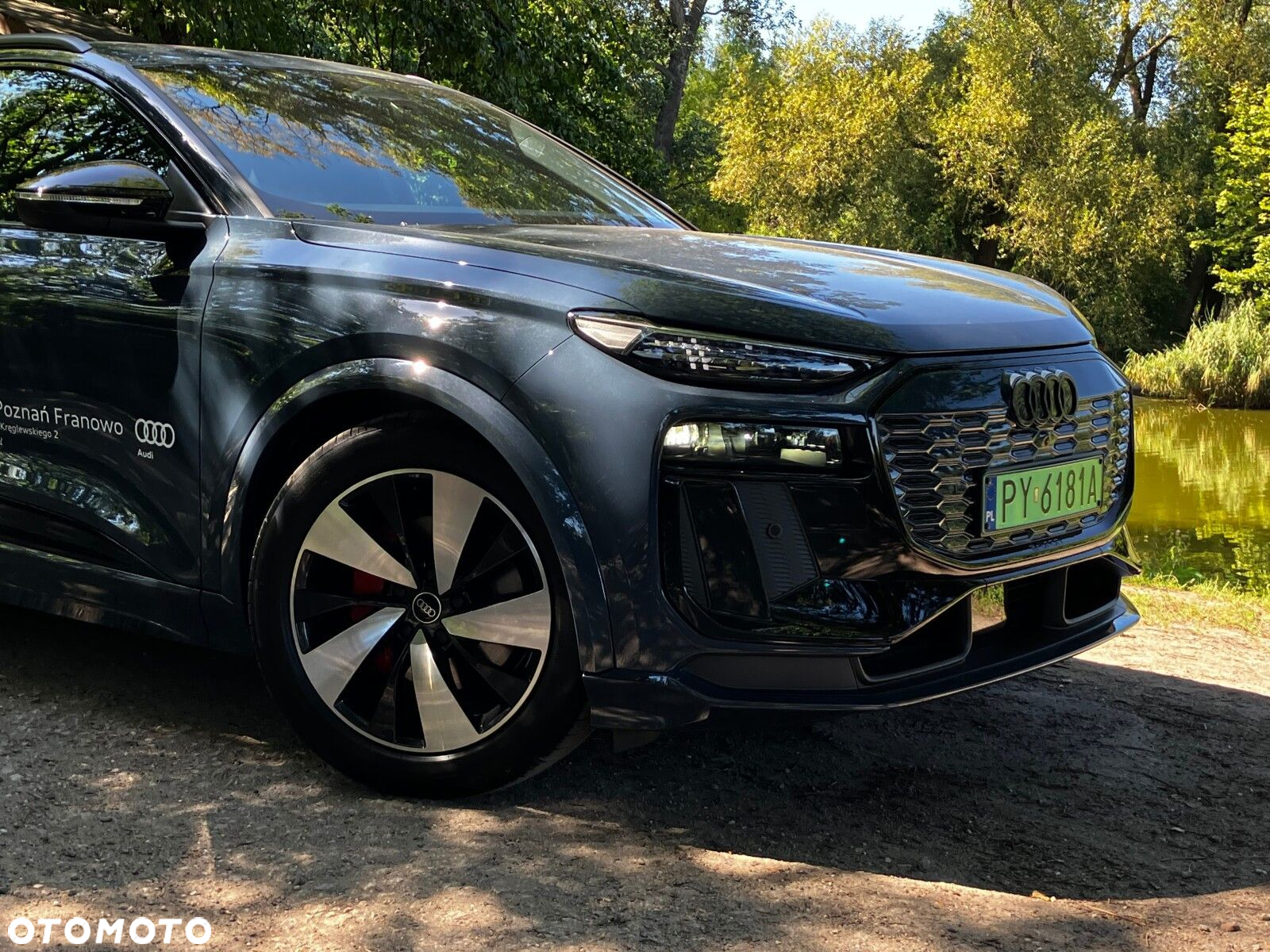 Audi Q6 e-tron - 3