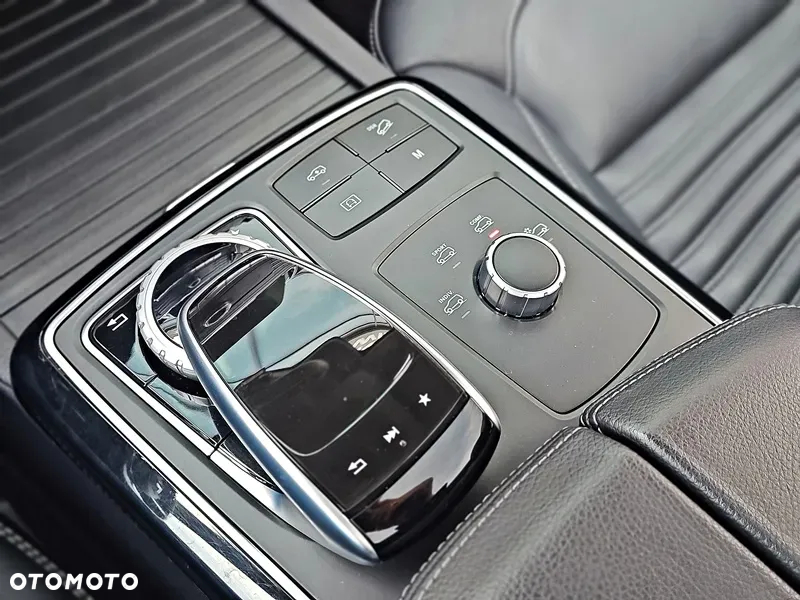 Mercedes-Benz GLE Coupe 350 d 4-Matic - 32