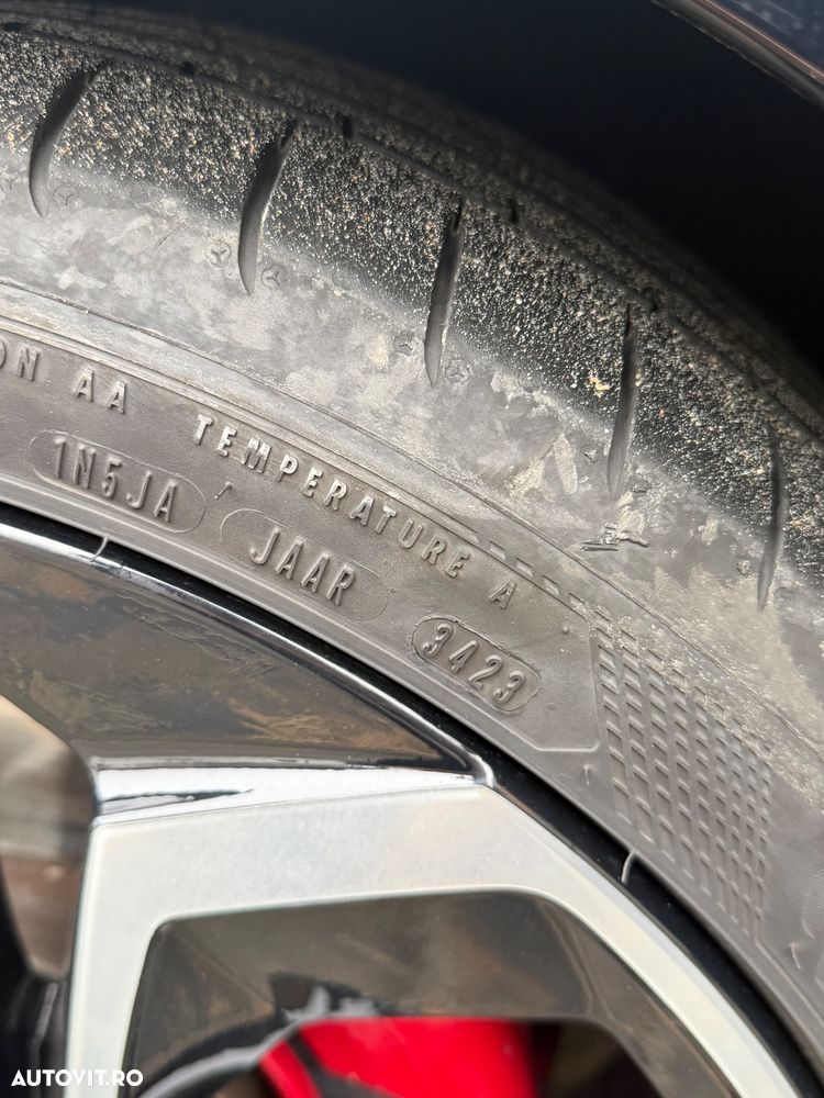 Skoda Octavia 2.0 TDI DSG RS Plus - 17