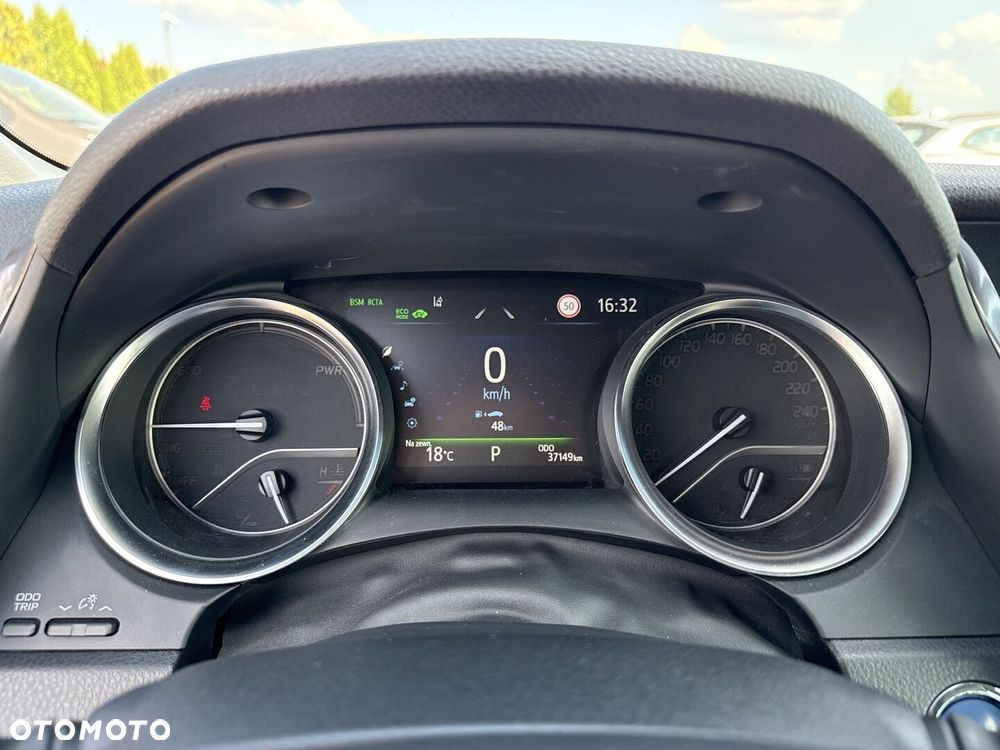 Toyota Camry 2.5 Hybrid Executive CVT - 20