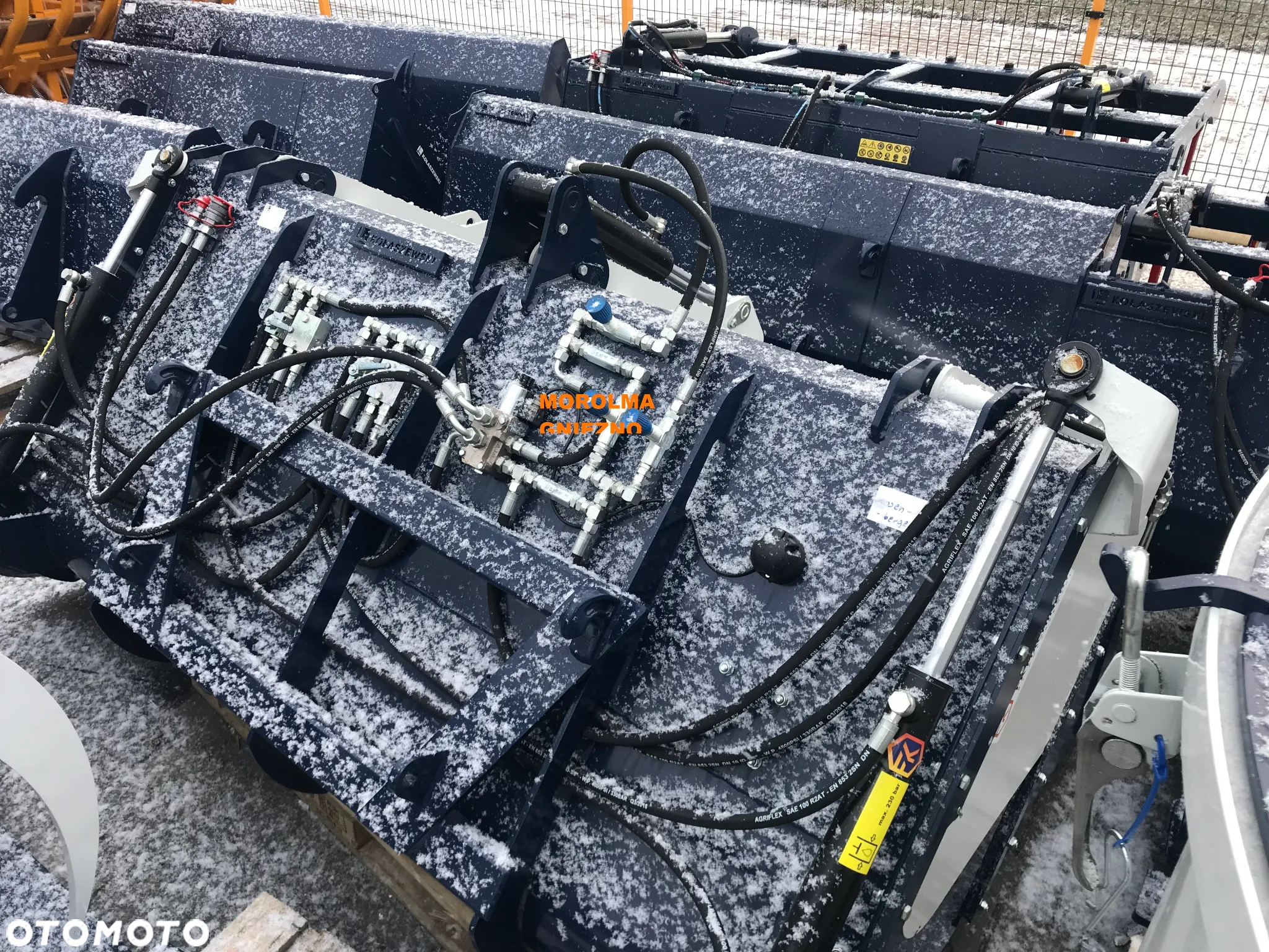 Szufla do zadawania pasz z frezem hydraulicznym szypa łyżka dozująca - 12